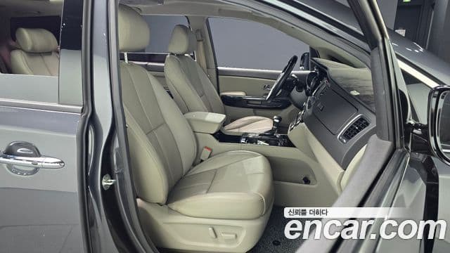 Kia All New Carnival President, 2017 10