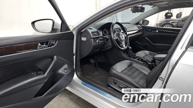 Volkswagen The / новый New Passat B7, 2014 10