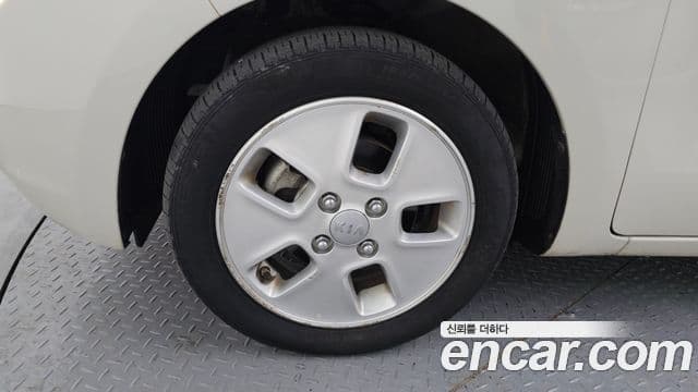 Kia The / новый New Ray Prestige, 2021 все фото