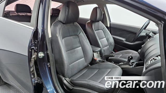 Kia The / новый New K3 Style, 2018 10