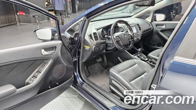 Kia The / новый New K3 Style, 2018 11