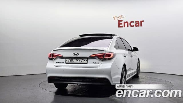 Hyundai LF Sonata гибрид Premium, 2015 4