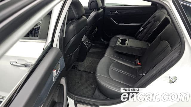 Hyundai LF Sonata гибрид Premium, 2015 11