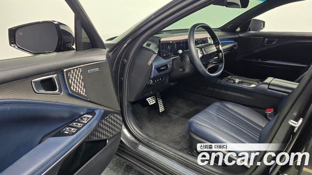 Kia The / новый New K8 Signature чёрный, 2025 11