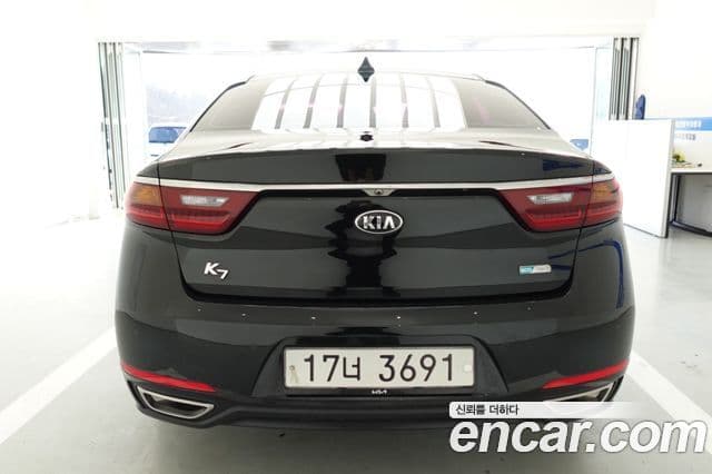 Kia All New K7 гибрид Noblesse, 2017 4