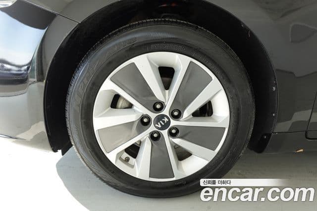 Kia All New K7 гибрид Noblesse, 2017 все фото