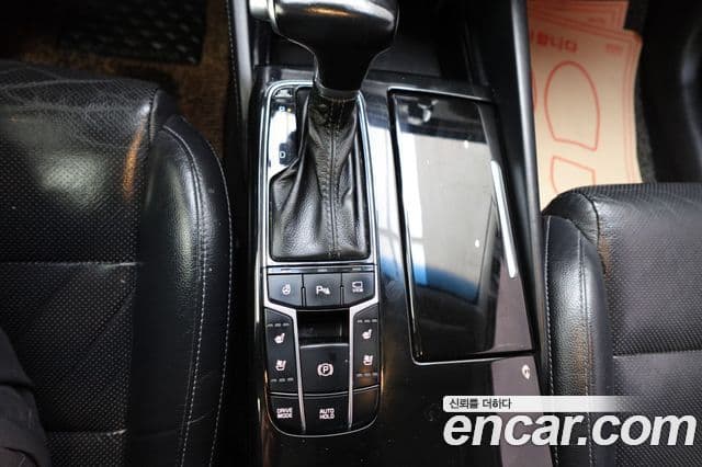 Kia All New K7 гибрид Noblesse, 2017 9