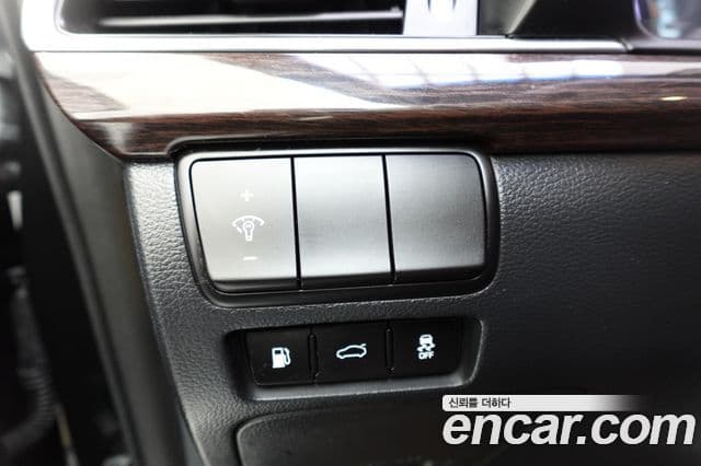 Kia All New K7 гибрид Noblesse, 2017 17