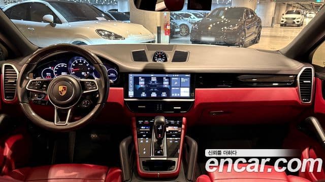 Porsche Cayenne (PO536) 3.0 купе, 2021 10