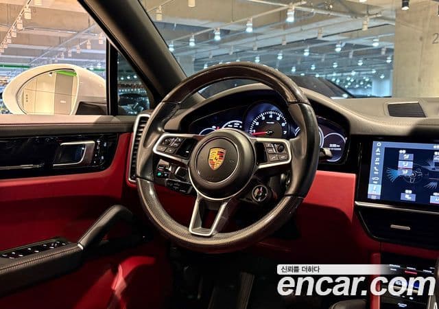 Porsche Cayenne (PO536) 3.0 купе, 2021 11