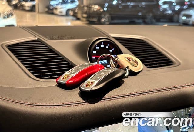 Porsche Cayenne (PO536) 3.0 купе, 2021 16