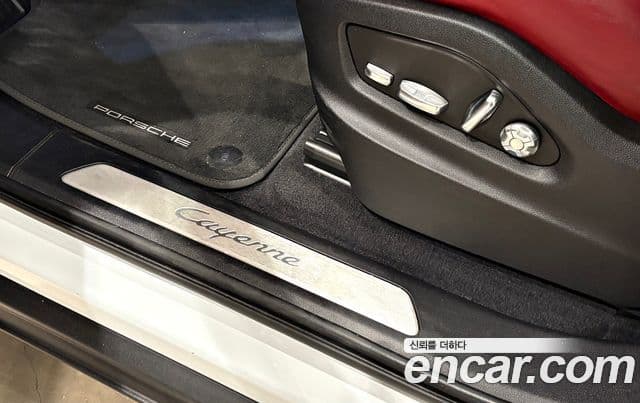 Porsche Cayenne (PO536) 3.0 купе, 2021 19