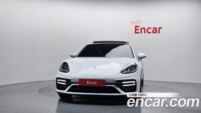 Porsche Panamera (971) 2.9 AWD E-гибрид Platinum Edition, 2023 3
