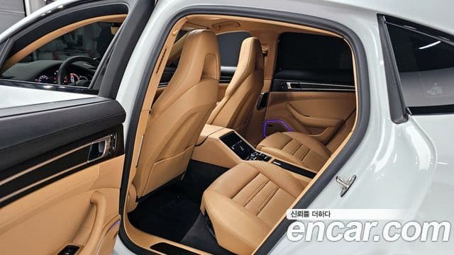 Porsche Panamera (971) 2.9 AWD E-гибрид Platinum Edition, 2023 11