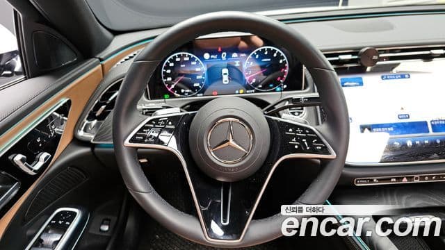 Mercedes-Benz E-класс W214 Avantgarde, 2025 13