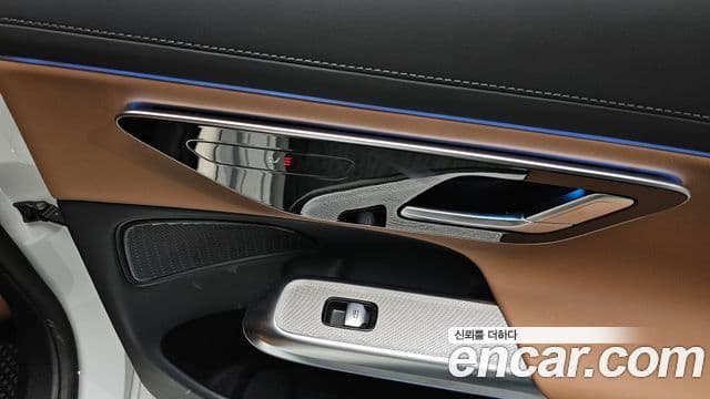 Mercedes-Benz E-класс W214 Avantgarde, 2025 18