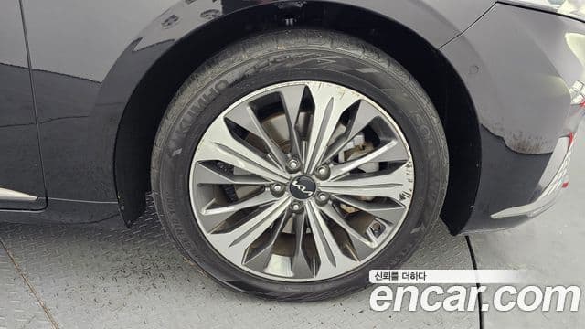 Kia K8 Noblesse, 2022 все фото