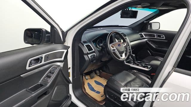 Ford Explorer 5세대, 2014 10