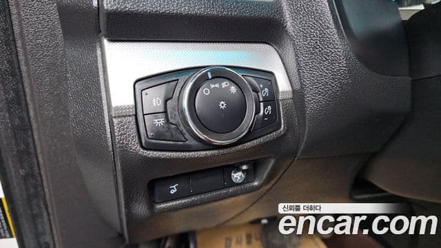 Ford Explorer 5세대, 2014 13