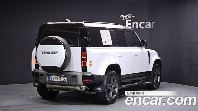 Land Rover Defender (L663) 110 P300 X-Dynamic SE, 2024 2