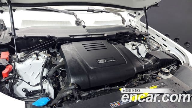 Land Rover Defender (L663) 110 P300 X-Dynamic SE, 2024 6