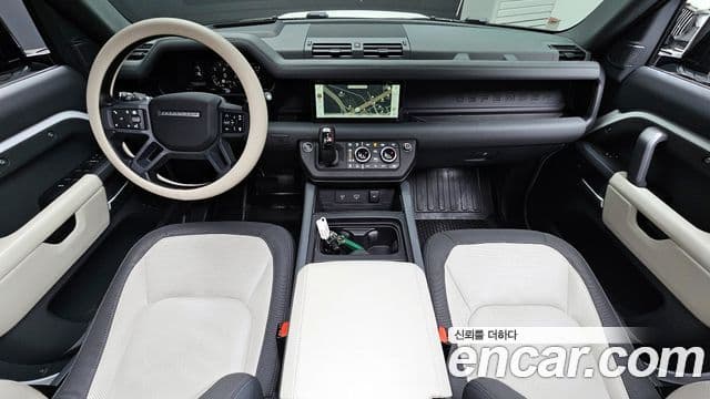 Land Rover Defender (L663) 110 P300 X-Dynamic SE, 2024 7