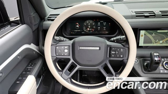 Land Rover Defender (L663) 110 P300 X-Dynamic SE, 2024 13