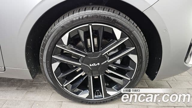 Kia The / новый New K8 гибрид Signature, 2025 все фото