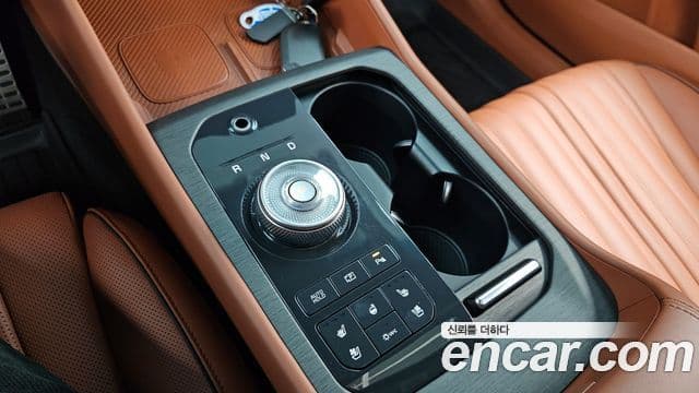 Kia The / новый New K8 гибрид Signature, 2025 9