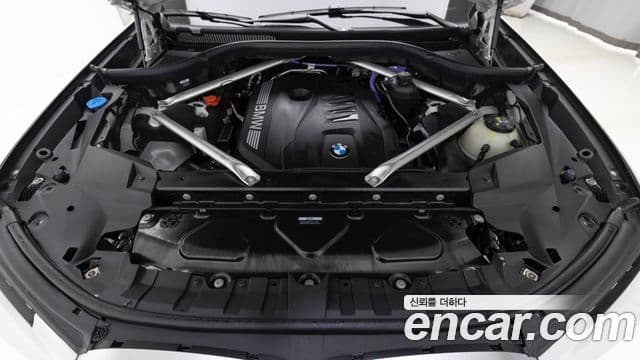 BMW X7 (G07) xDrive 40i Design Pure Excellence 6인승, 2025 6