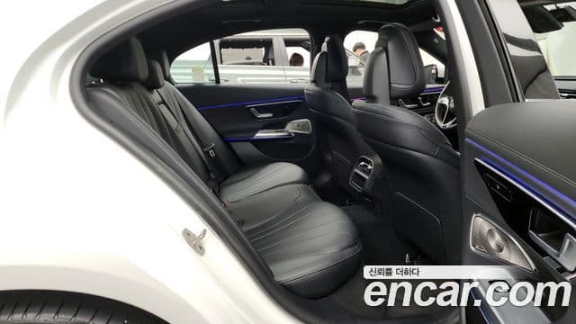 Mercedes-Benz E-класс W214, 2025 12