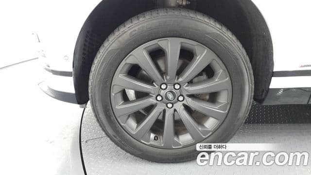 Land Rover Range Rover Velar 3.0 D300 R-Dynamic SE, 2019 все фото