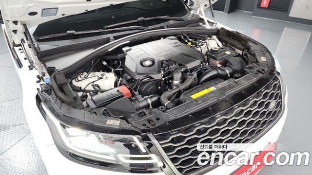 Land Rover Range Rover Velar 3.0 D300 R-Dynamic SE, 2019 6
