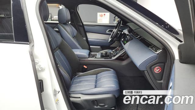 Land Rover Range Rover Velar 3.0 D300 R-Dynamic SE, 2019 11