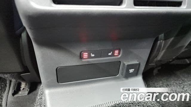 Land Rover Range Rover Velar 3.0 D300 R-Dynamic SE, 2019 19