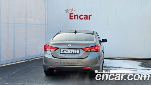 Hyundai Avante MD Luxury, 2012 4