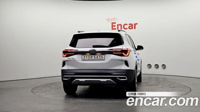 Kia Seltos Signature, 2021 4