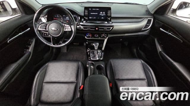 Kia Seltos Signature, 2021 7