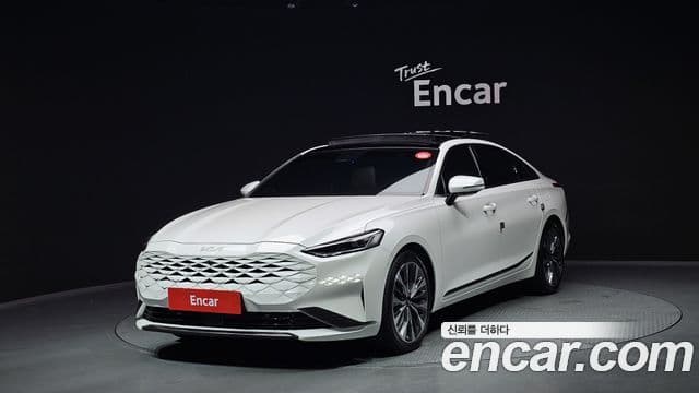 Kia K8 Signature, 2023 1
