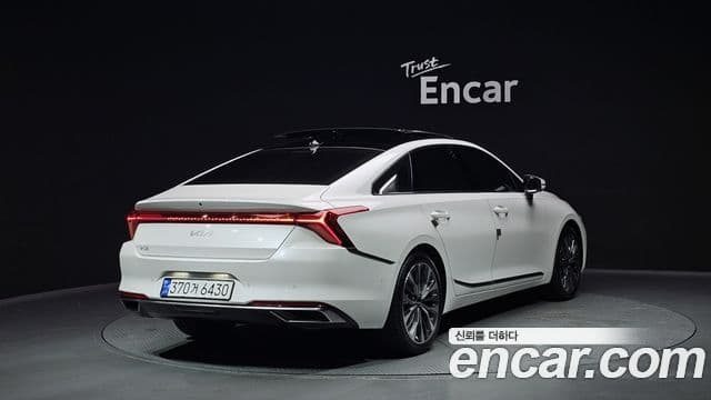 Kia K8 Signature, 2023 2