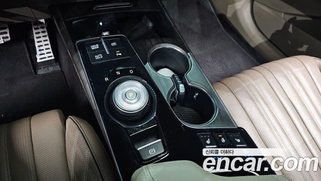 Kia K8 Signature, 2023 9