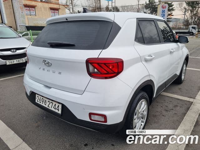 Hyundai Venue 1.6 Modern Plus, 2022 4