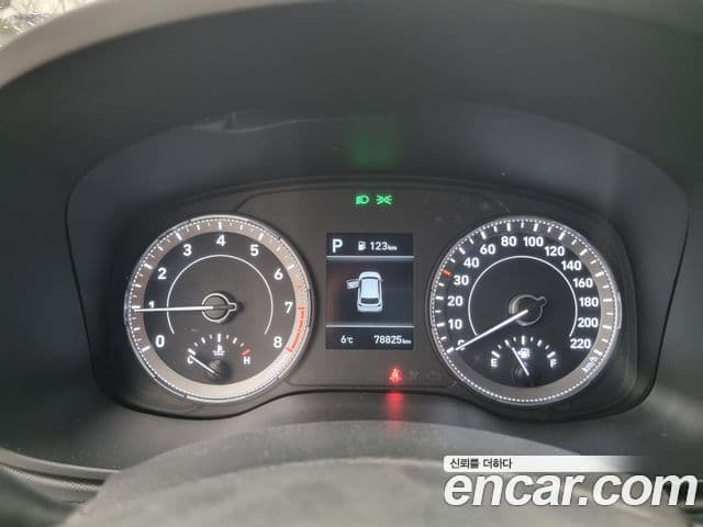 Hyundai Venue 1.6 Modern Plus, 2022 6