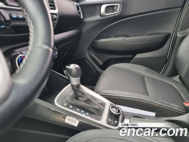 Hyundai Venue 1.6 Modern Plus, 2022 12