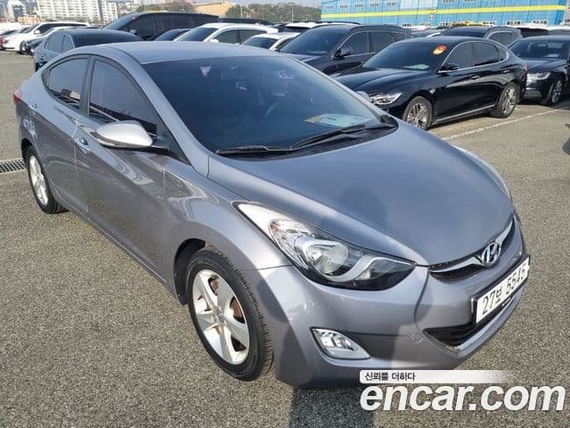Hyundai Avante MD Premier, 2012 1