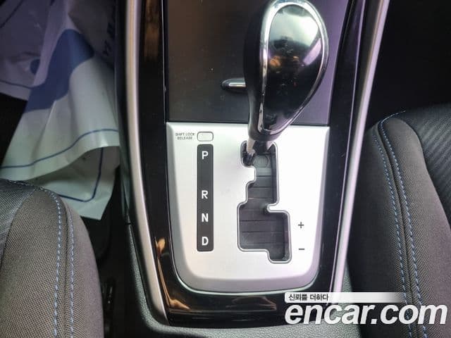 Hyundai Avante MD Premier, 2012 9