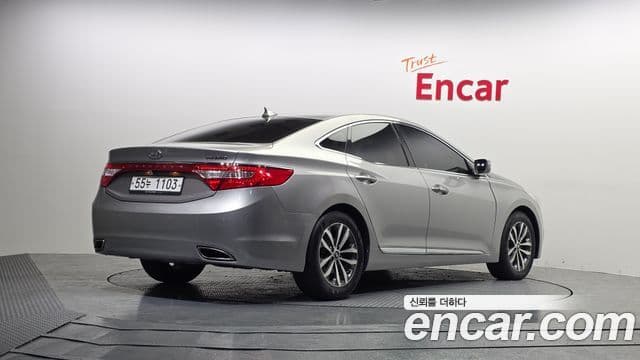 Hyundai Grandeur HG Luxury, 2011 2