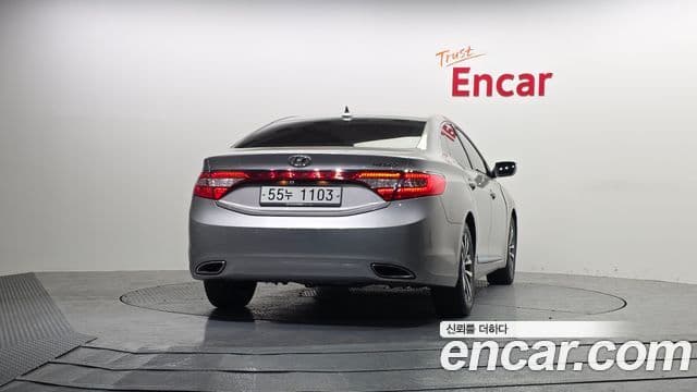 Hyundai Grandeur HG Luxury, 2011 4