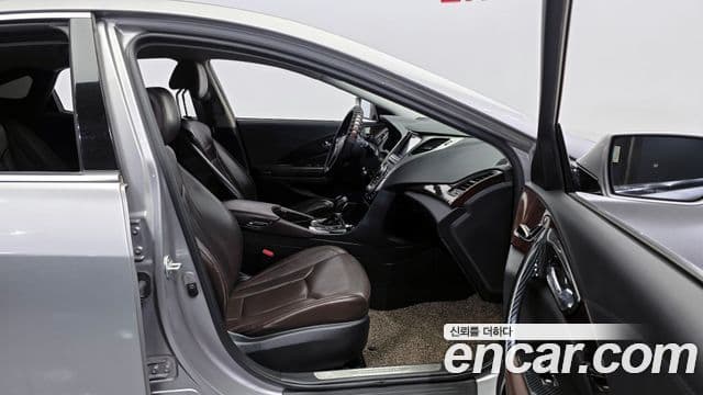 Hyundai Grandeur HG Luxury, 2011 10