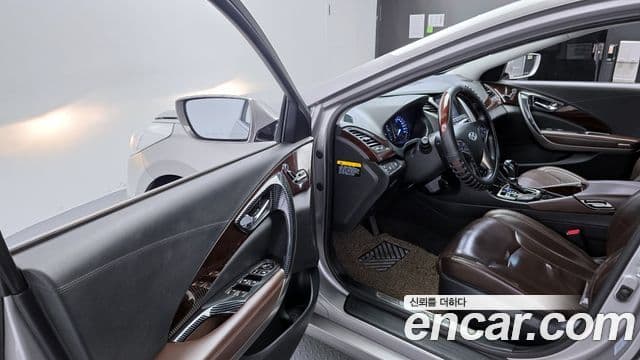 Hyundai Grandeur HG Luxury, 2011 11